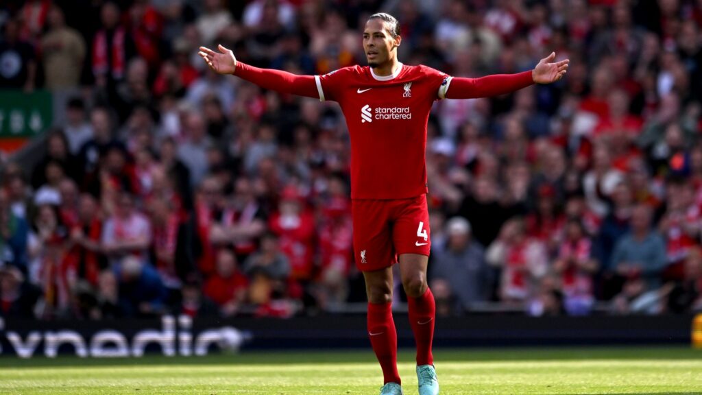 Van Dijk (Liverpool FC via Getty Images)